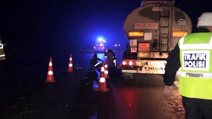 Düğünden dönen aile kaza yaptı: 1 ölü, 4 yaralı - DÜZCE