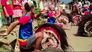 Kesenian Tradisional Kuda Lumping (ebeg) , Art of traditional javanese