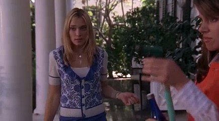 Greek S01E10 Black & White and Read All Over