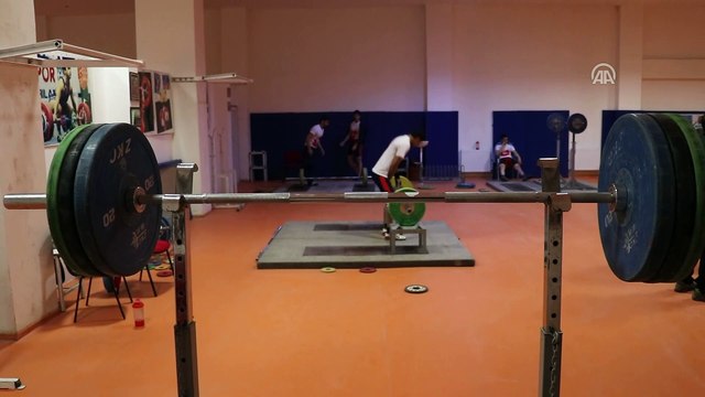 'Naimler, Haliller yetiştirmek çok zor' - AĞRI