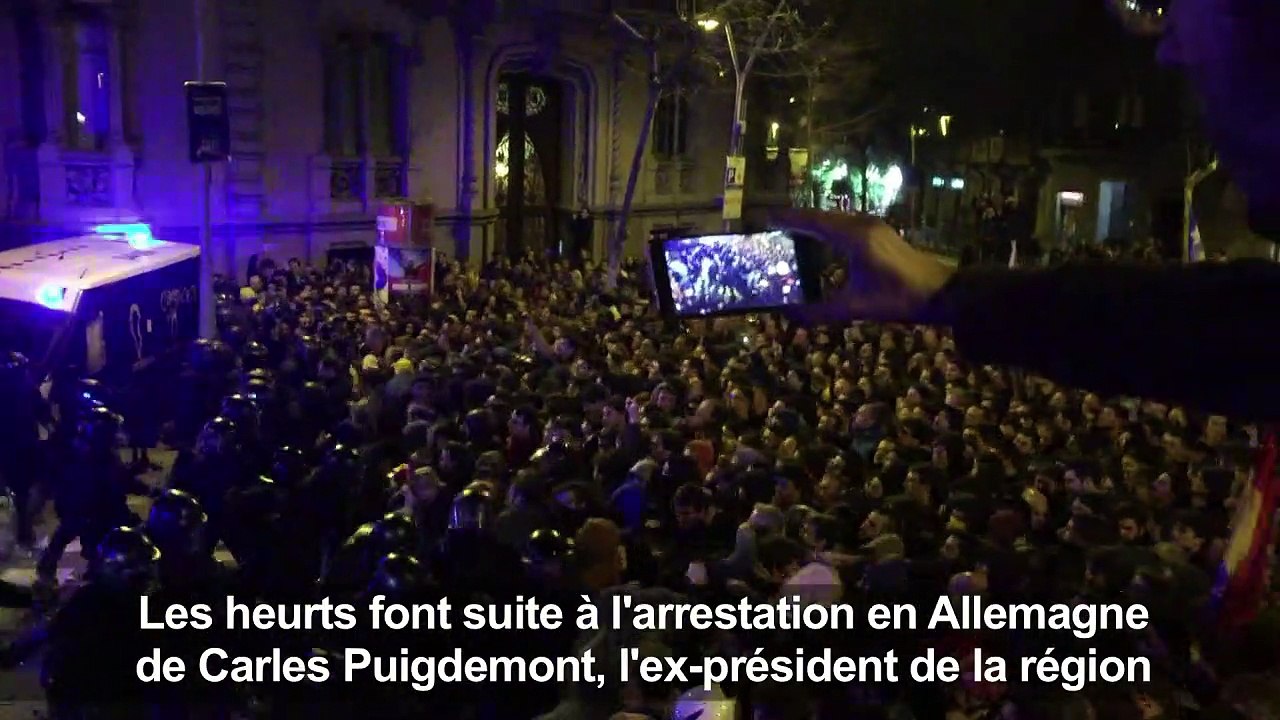 Catalogne: affrontements entre les manifestants et la police