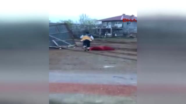 Kahramanmaraş-Ambulans Şoförünün Türk Bayrağı Hassasiyeti