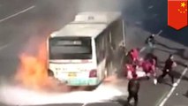 Chinese bus catches fire, half the country pours out of it - TomoNews