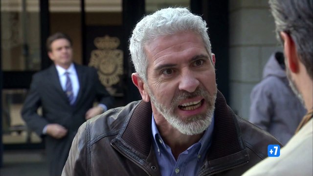 El círculo se está cerrando... y cada minuto cuenta - Avance 'Servir y proteger' 2