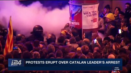 Tải video: i24NEWS DESK | Protests erupt over Catalan leader's arrest | Monday, March 26th 2018