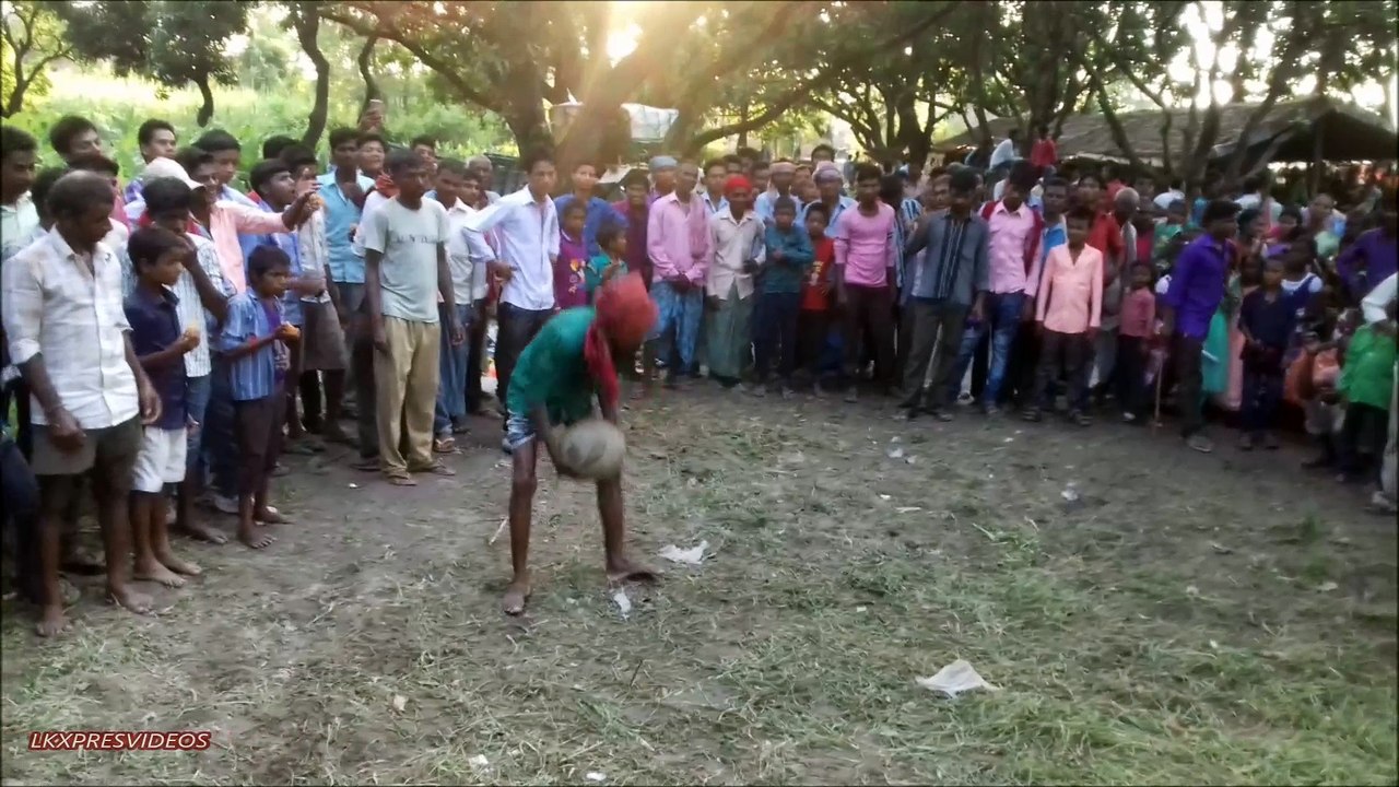 AMAZING ONE WEIGHTLIFTING OF 50 KG BY AN AMAZING MAN IN MAHABIRI AKHADA WASTING TIME