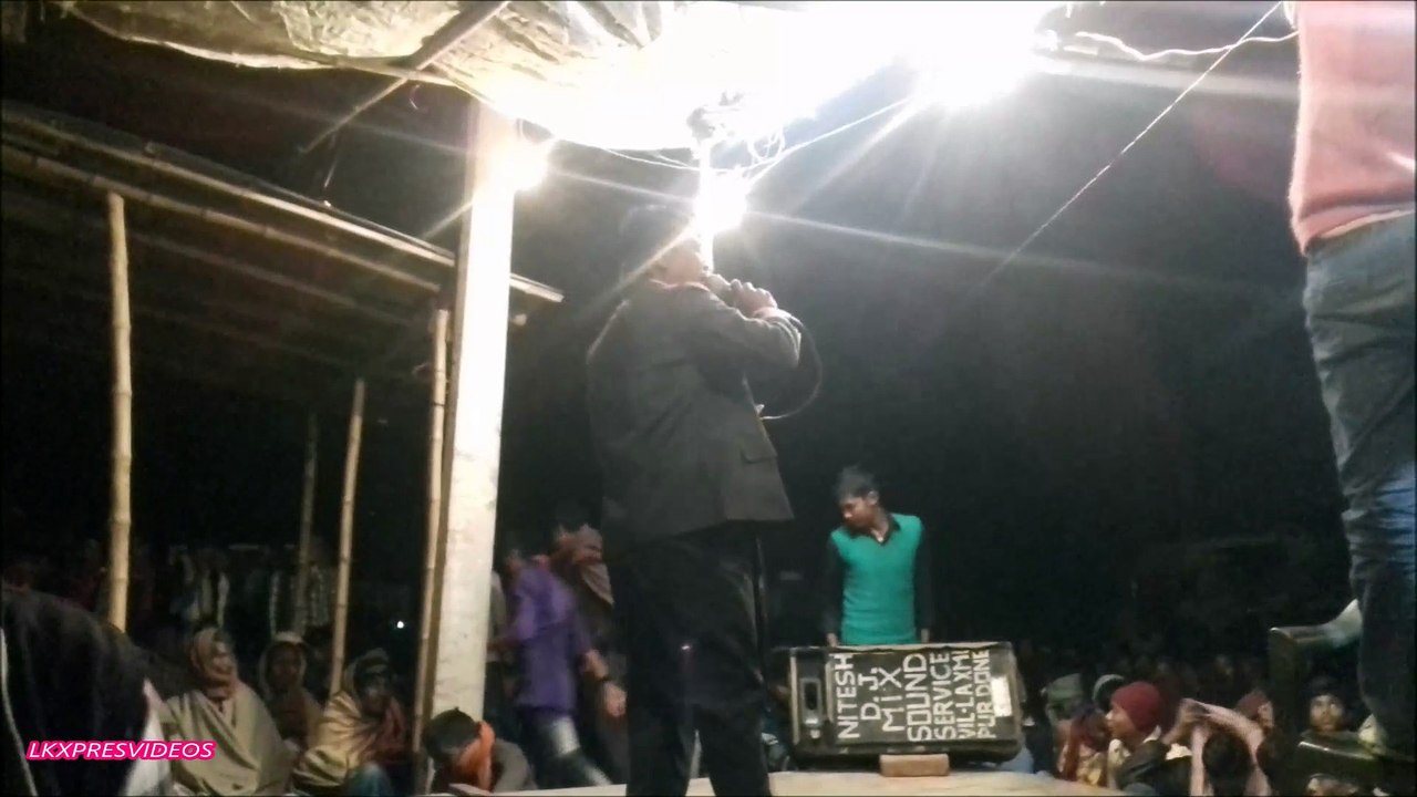 AMAZING SINGING PERFORMANCE BY SINGER OF LAXMIPUR DONE DRAMA PARTY AS PHOOL CHAMAN SE   NICE ONE MUST WATCH