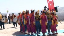 Gaziantep’te 300 öğrenci 30 bin fidanı toprakla buluşturdu