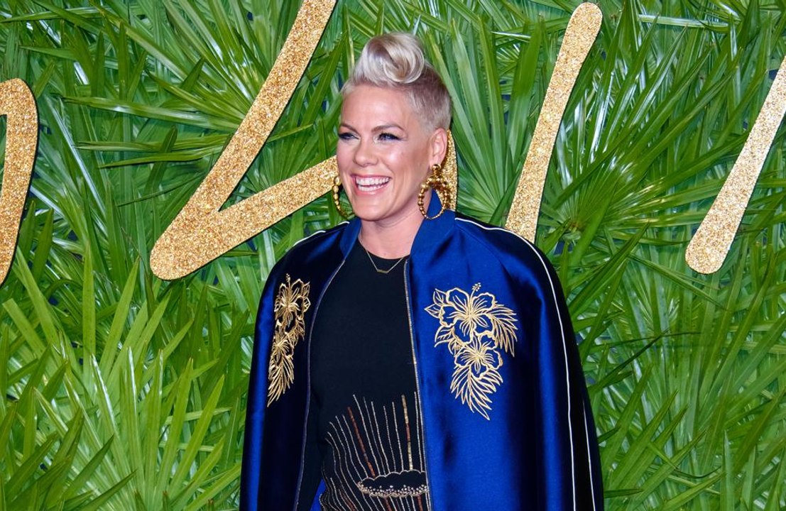 Pink cancels second show on doctor's orders