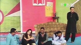 Best Of Nasir Chinyoti, Nargis and Tahir Anjum New Pakistani Stage Drama Full Comedy Funny Clip