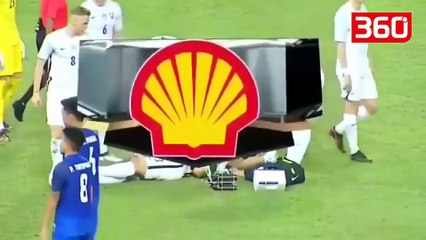 Futbollisti i famshëm gati sa nuk humb jetën në fushë, shoku i skuadrës e...(360video)
