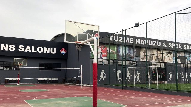 Bahçeşehir Uğur Eğitim Kurumları kurucusu Enver Yücel, Akhisar kampüsünü ziyaret etti