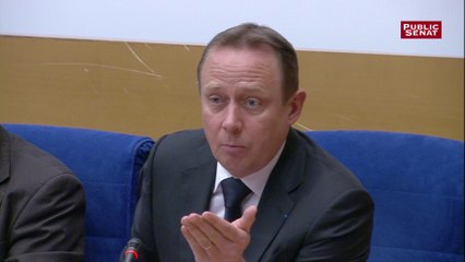 "Sur 20 000 personnes radicalisées, 10 000 sont surveillées " selon Jean-Charles Brisard