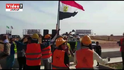 مسيرة لطلاب جامعة بنى سويف لمطالبة الأهالى بالنزول للمشاركة فى الانتخابات