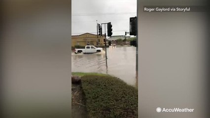 Flash flooding leaves vehicles stranded on California streets