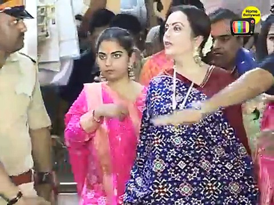 Mukesh Ambani's Son's 1000 Crore WEDDING - Akash Ambani & Shloka Mehta MARRIAGE -Temple Darshan