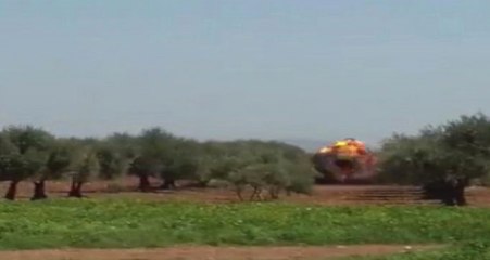 TSK Twitter'dan Paylaştı! El Yapımı Patlayıcı Masum Hayatları Almadan Önce Böyle İmha Edildi