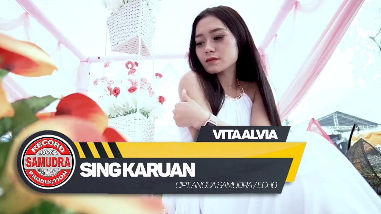 Vita Alvia - Sing Karuan (Official Music Video)