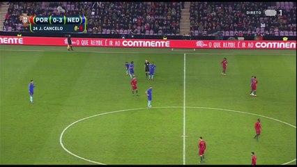 Cristiano Ronaldo Gets KISSED by a FAN - Portugal vs Netherlands 0-3 April 2018