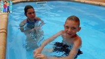 CHALLENGE im SWIMMING POOL teil2 - Kids Family Fun - Angies und Levis Kinderkanal