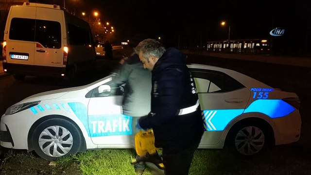 Samsun'da maket trafik polis araçlarının tepe lambalarını çaldılar