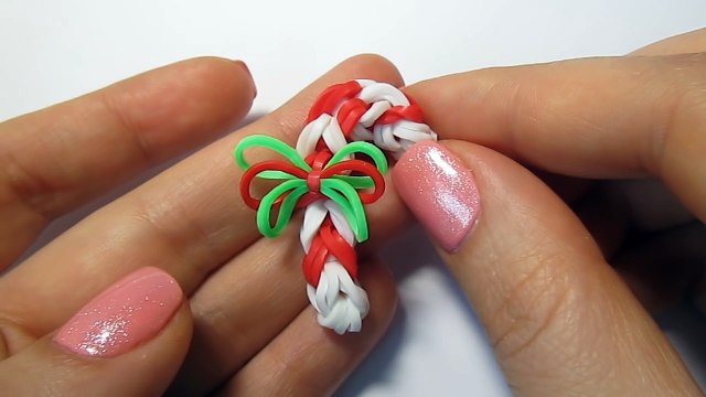 Новогодний ЛЕДЕНЕЦ из резинок на рогатке без станка | Rainbow Loom Charm