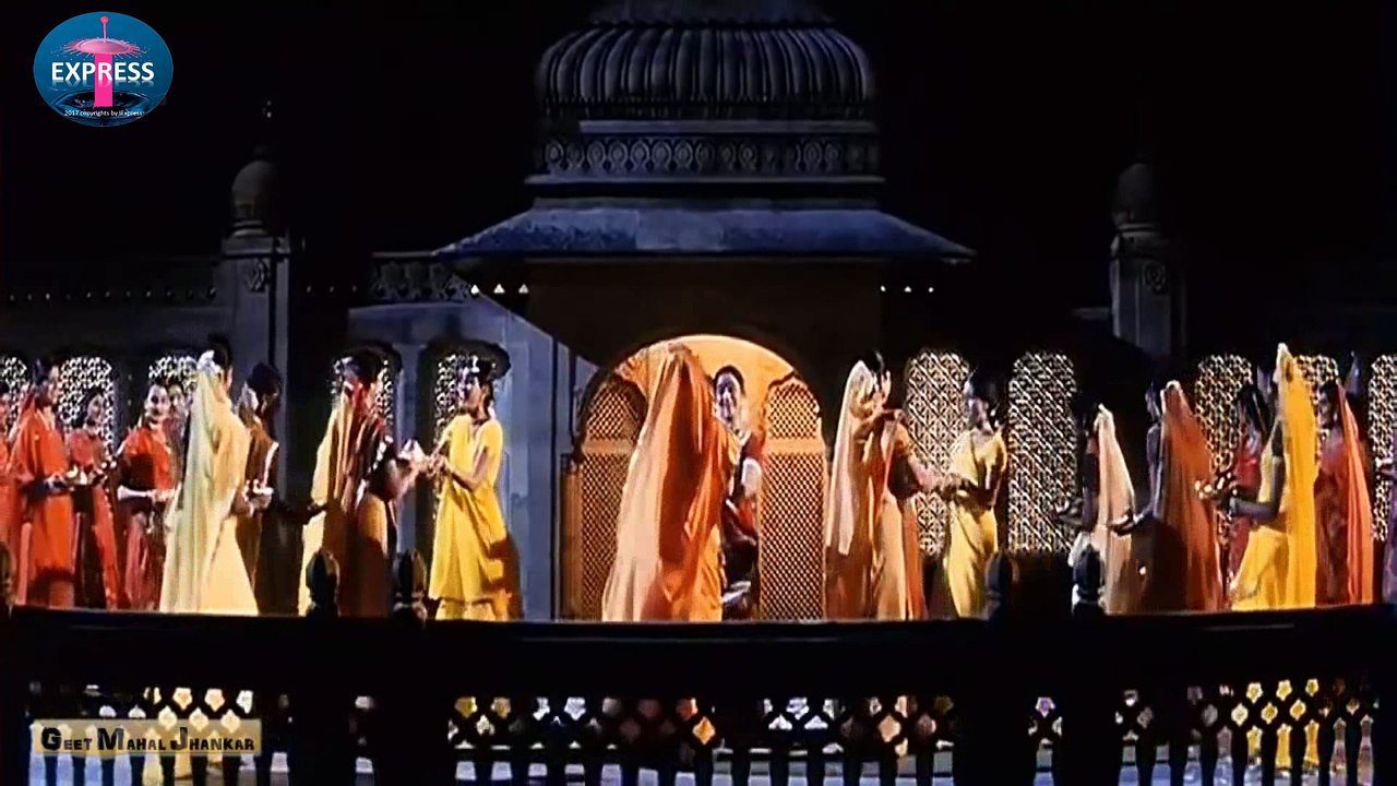 Hum Dil De Chuke Sanam हम दिल दे चुके सनम (1999) - Romantic love song - Chand Chupa Badal - Salman Khan, Ajay Devgn and Aishwarya Rai - Full HD