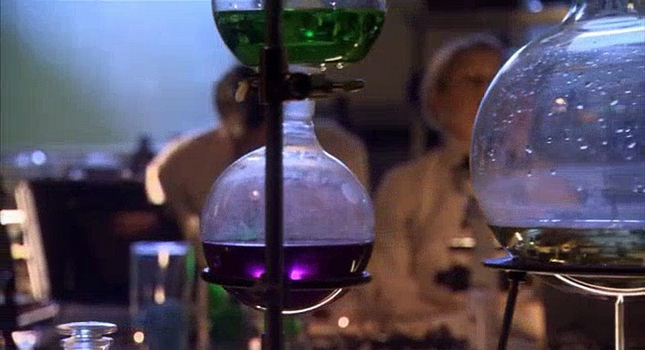 Stargate Atlantis S01 E07 Poisoning the Well