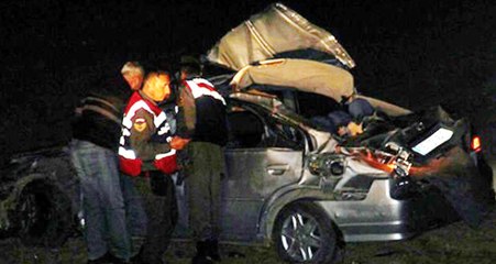 Polis ve Askerlerin Bulunduğu Araç Şarampole Yuvarlandı! Özel Harekat Polisi Hayatını Kaybetti