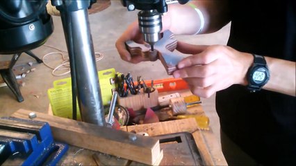 How To Make The R-10 Slingshot