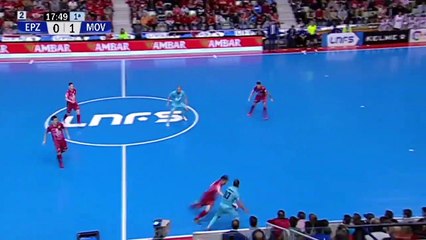 Momento mágico de Ricardinho frente ao ElPozo