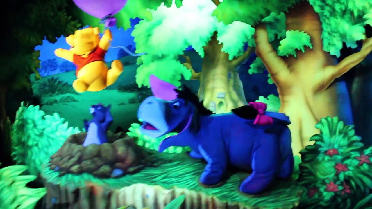 Disneylands Pooh; Secrets, History, and Ride Through! Randomland