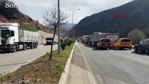Tunceli Pülümür vadisinde çıkan çatışma nedeniyle yol trafiğe kapatıldı