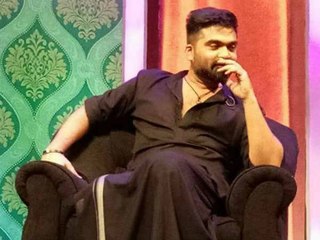 காலா கெட்டப்பில் வந்த சிம்பு-வீடியோ