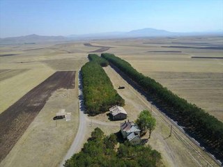 Çöldeki Vahayı Anımsatan İstasyonun Fotoğrafları Sosyal Medyayı Salladı