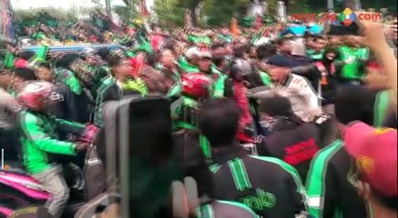 Demo di Depan Istana Negara, Ribuan driver ojek online Gelar Sweeping