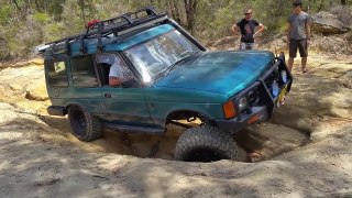 Discovery Land Rovers Off Road 4x4 at Appin