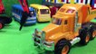 はたらくくるまトミカ2017年6月新車を開封レビューするよ！No.125 いすゞギガ木材運搬車 ホイールローダーが運ぶ♡アンパンマンのおもちゃで遊ぶ子供向け幼児向け動画 のりもの Kids＆Gizmo