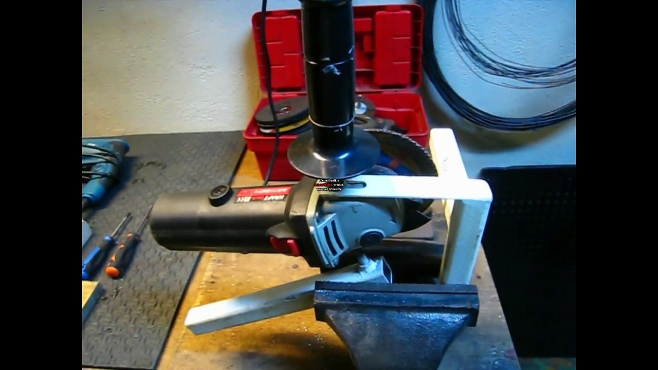 Easy Wine Bottle Cutter With Perfect Edges, How to Video DIY Recycling Ideas cutting Bottles