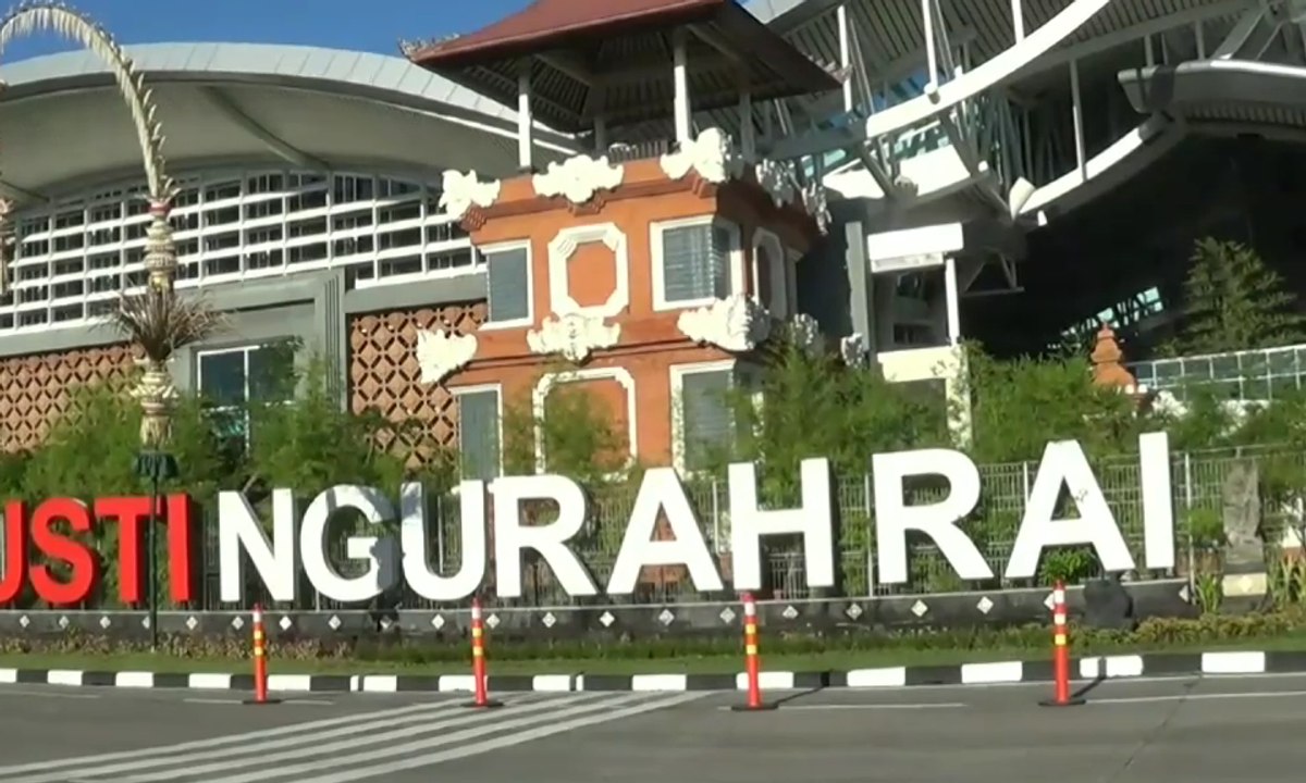 Kini, Kantor dan Fasilitas di Bali Wajib Pakai Aksara Bali