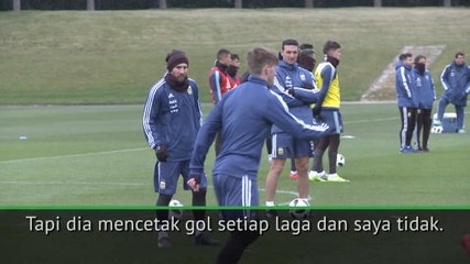 Saya Tak Bisa Dibandingkan dengan Messi - Hazard