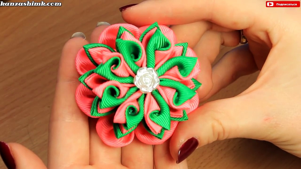 Цветы Канзаши из репсовых лент / мастер класс / diy kanzashi flowers