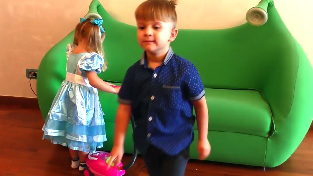 Diana and Roma Pretend Play with color Sofas Funny Kids Video 2018 diana show 2018
