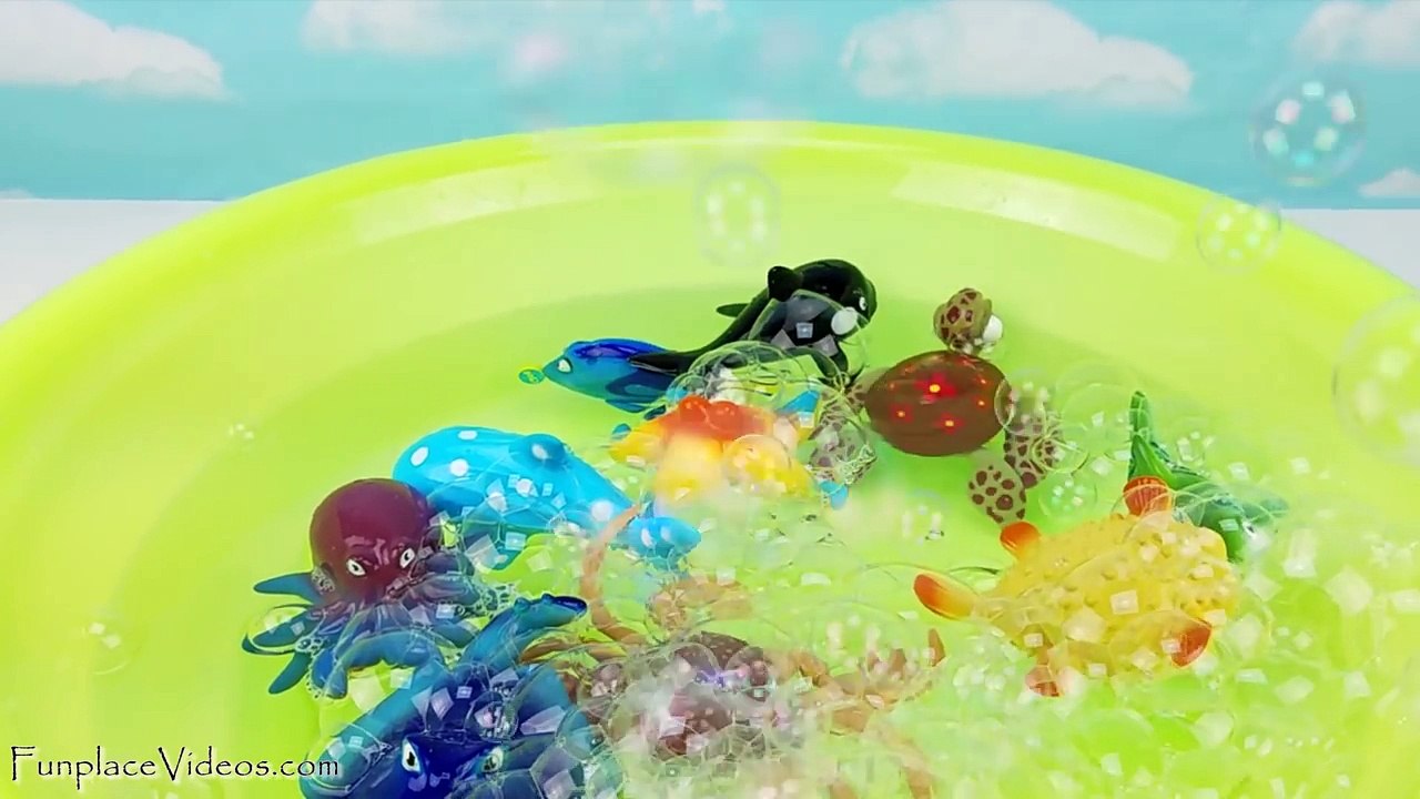Learning Names of Sea Animals Finding Dory Wind Up Toys Pool Nemo Bubble Gun Toy Learn Kids Children