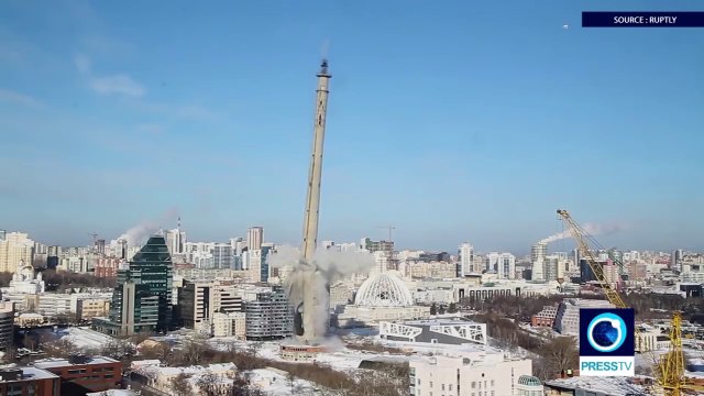 Démolition d'une Tour de 220m en pleine ville en russie. Impressionnant
