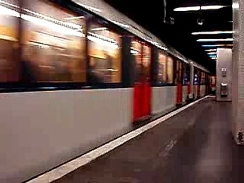 MS61 : Départ de la Gare de Lyon sur la ligne A du RER