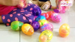 Zara membuka Egg Surprise bersama Baby Kenzo, Baby Alive dan Baby Kuma