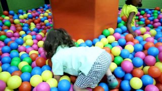 Birthday party indoor playground kids fun - Heidi is 6 ! family vlog video