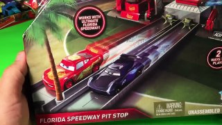 cars 3 toys Florida speedway pit stop playset Lightning McQueen and Jackson storm disney pixar cars