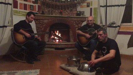 Meganoidi, "Accade di là" in versione #NoFilter per Rockol